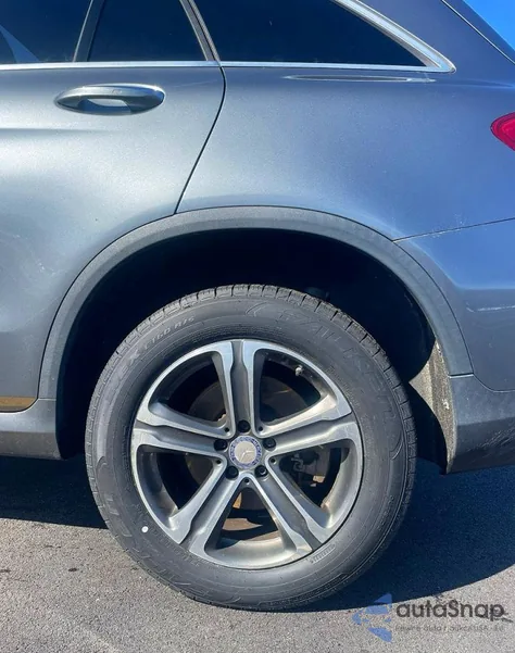 2017 Mercedes-Benz Glc 300 4Matic from USA, damaged, VIN WDC0G4KB8HF128331